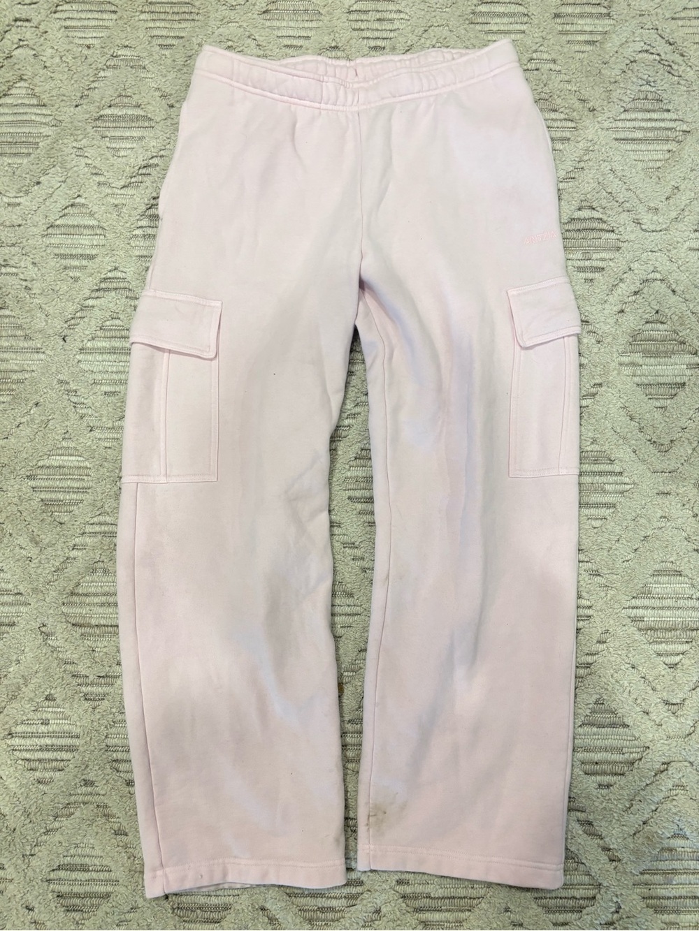 Aritzia Pale Pink Cargo Joggers